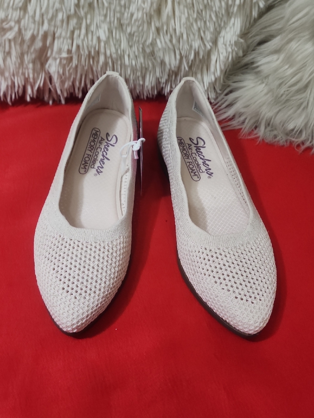 Skechers Cleo Women's Light Cream Knit Pointed Toe Slip-Ons